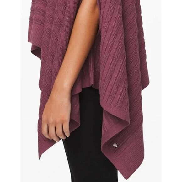 Lululemon Forward Flow Poncho Heathered Plumful Purple Cape Sweater One Size - Picture 4 of 9